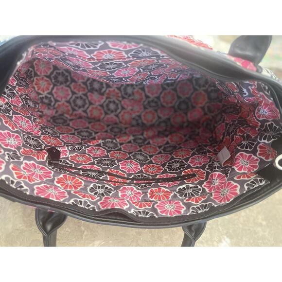 Vera Bradly XXL shoulder strap big  Bag Duffle purse 19x12 pockest - Picture 12 of 15